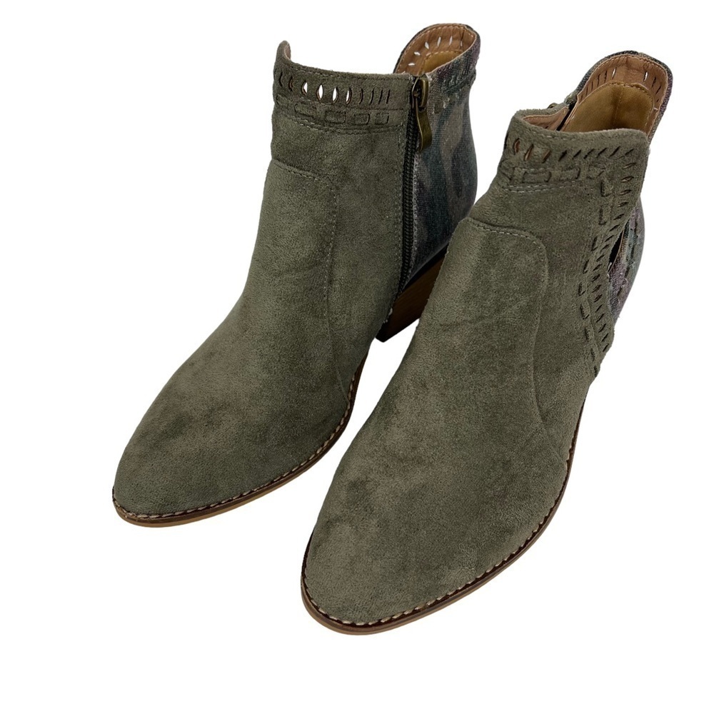 BOUTIQUE by CORKY’S Women’s Ankle Booties Sz 8 Faux Suede 4.5” Inside Zipper